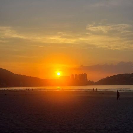 Apartamento Amplo E Belissimo! - 3 Quadras Do Mar! กัวรูจา ภายนอก รูปภาพ