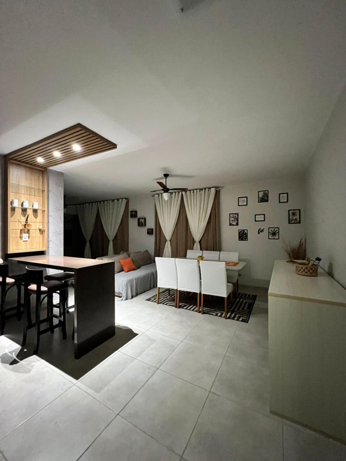 Apartamento Amplo E Belissimo! - 3 Quadras Do Mar! กัวรูจา ภายนอก รูปภาพ