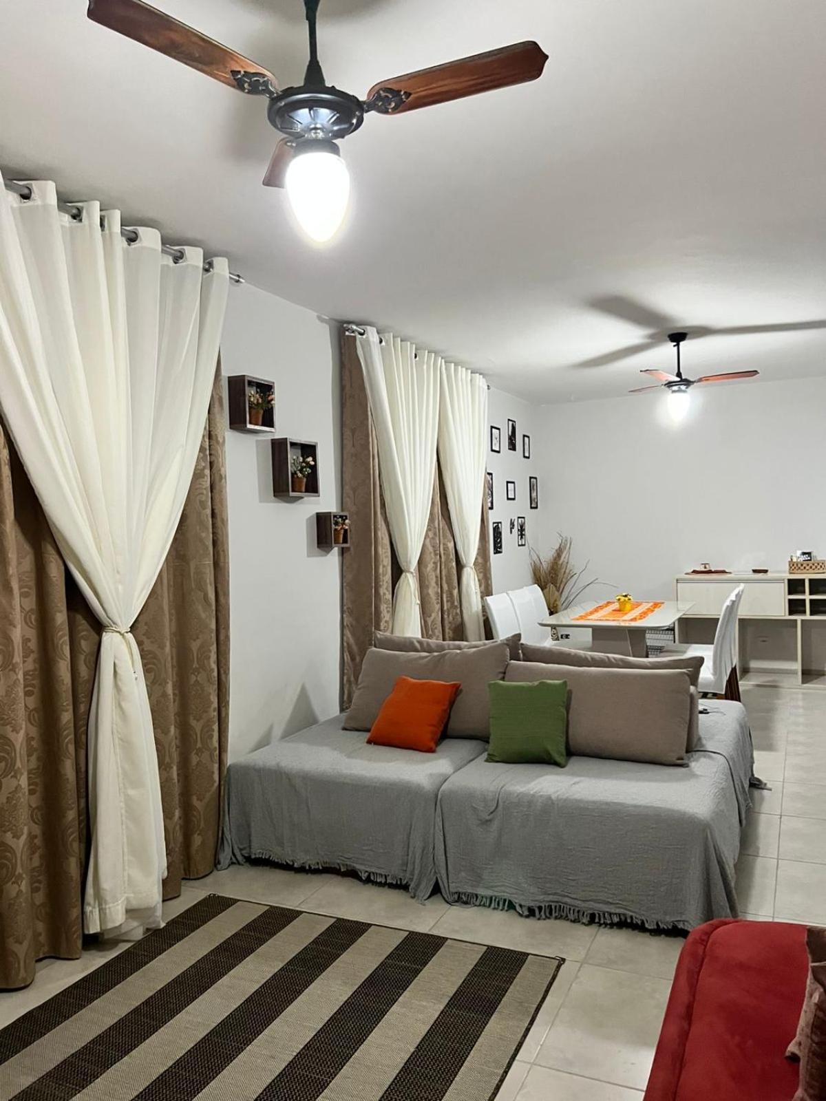 Apartamento Amplo E Belissimo! - 3 Quadras Do Mar! กัวรูจา ภายนอก รูปภาพ